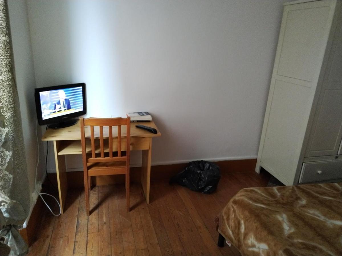 Loue Studio Propre !, Endroit Tres Calme, A 5 Minutes Gare Mantes La Jolie, Esterno foto